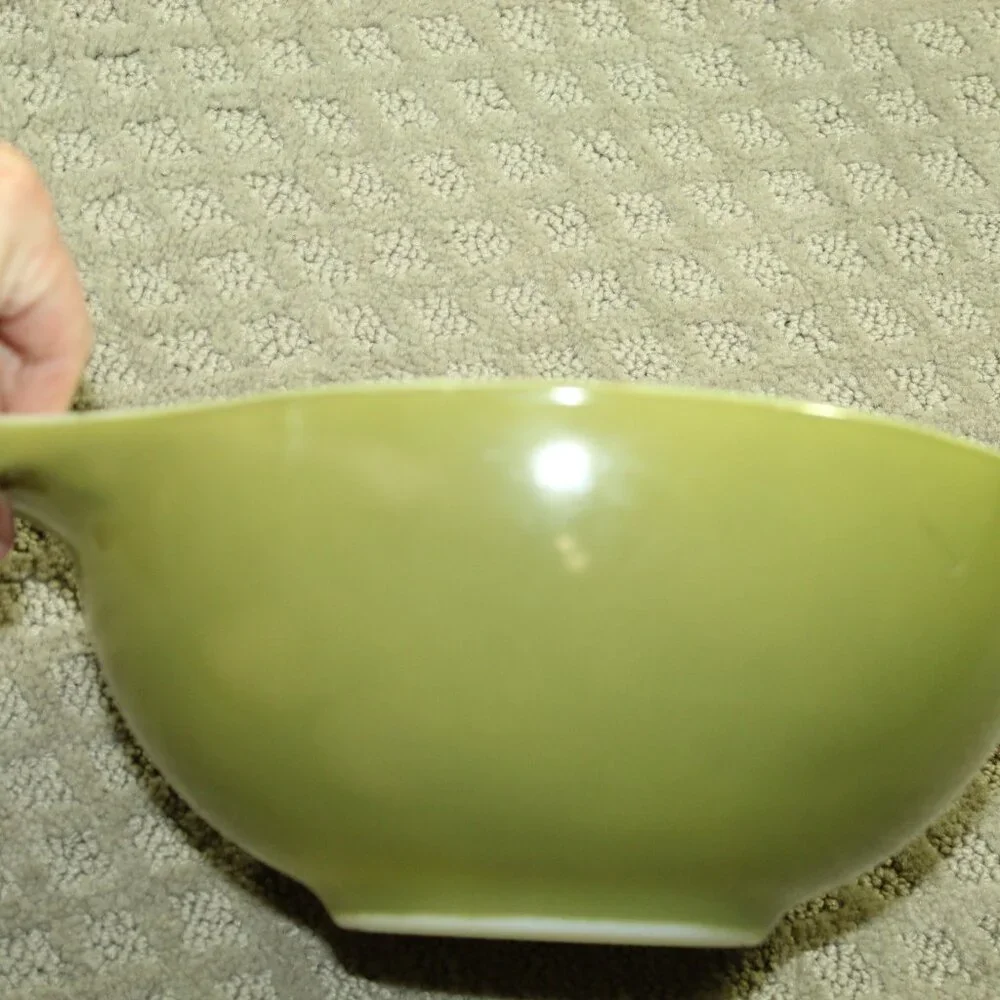 VINTAGE PYREX Set of 4 Verde Green Cinderella Nesting Mixing Bowls 441 - 444